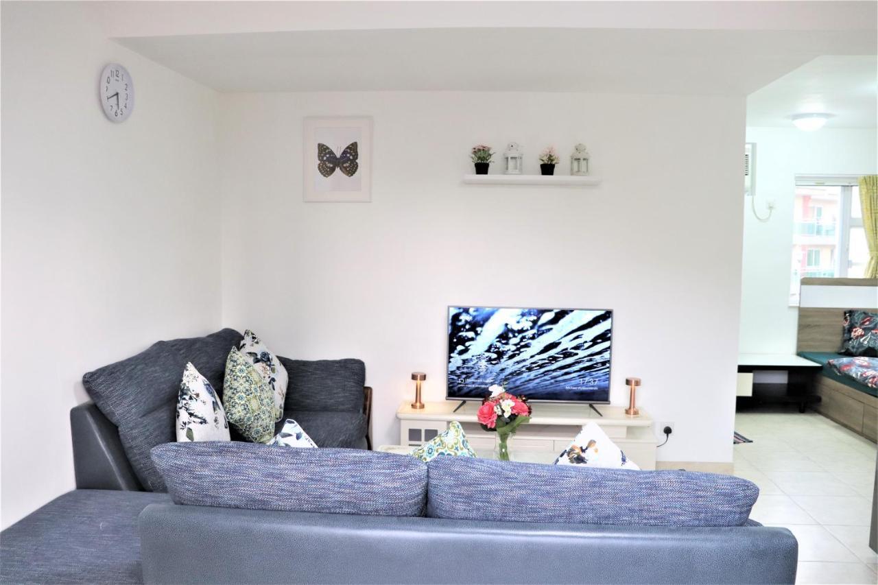 Mtr Tung Chung Near Airport Apartment, City Getaway, Pa Mei Village Tung Chung Hongkong Buitenkant foto